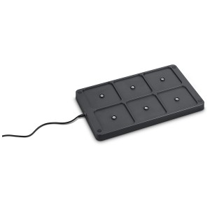 Station de charge noire Reality Fernandez pour 6 lampes à batterie LED.