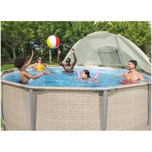 Piscine Bestway avec auvent, famille jouant au ballon dans l'eau.