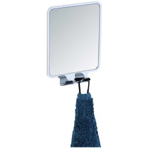 Miroir antibuée Wenko Vacuum-Loc Quadro avec serviette sur crochets. Miroir cosmétique pour salle de bain.
