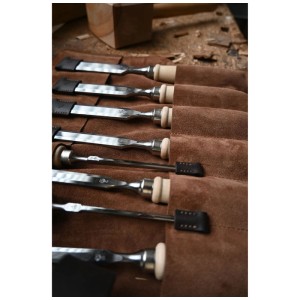 Kirschen sacoche à outils enroulable en cuir velours marron avec 12 compartiments pour rabots et ciseaux.