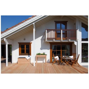 Terrasse avec lames de terrasse en douglas : Naturel, rainuré, teinte rougeâtre. Idéal pour un design personnalisé.