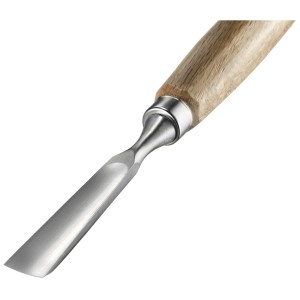 Gros plan : ciseau à bois Technocraft du jeu d’outils de 12 pièces avec manche en bois.