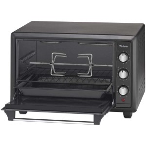 Trisa Backofen Forno Gusto 34 l, schwarzer Minibackofen mit geöffneter Tür, Backblech, Grillrost und Drehspieß.