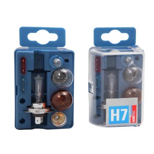 Kit lampadine di ricambio Unitec H7 per auto con lampada alogena e lampade di segnalazione.