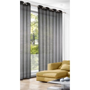 Tenda a occhielli grigia strutturata, 245x140 cm, drappeggiata davanti a una finestra.