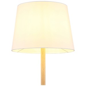 Lampadaire Globo Joris avec pied en bois et abat-jour en textile blanc, hauteur 151 cm.