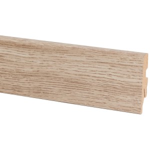 Plinthe en chêne, 60 mm de haut, 2600 mm de long. Finition murale décorative pour stratifié et parquet.