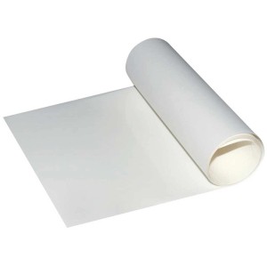 Pellicola protettiva trasparente Foliatec, 225x40x325mm, per proteggere la carrozzeria auto dai graffi.