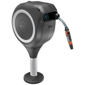 Gardena RollUp S box per tubo da terrazza con tubo da giardino da 15 m e connettore.
