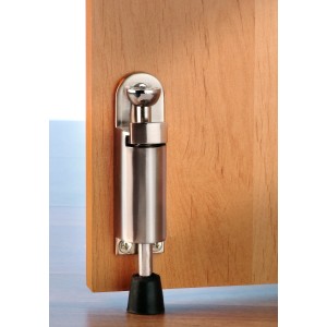 Butée de porte Burg Wächter TF 125 Ni SB, aspect inox, montée sur porte en bois.