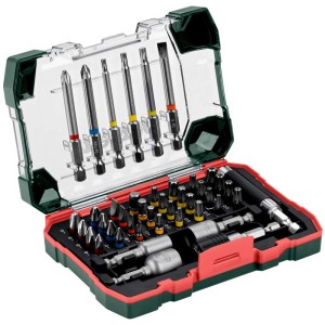 Kit d'accessoires Metabo SP 43 pièces dans une boîte ouverte avec divers embouts et douilles.