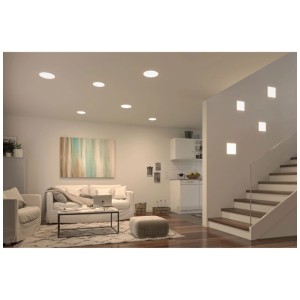 Salon avec panneau LED encastrable Paulmann Veluna dimmable pour montage au plafond.