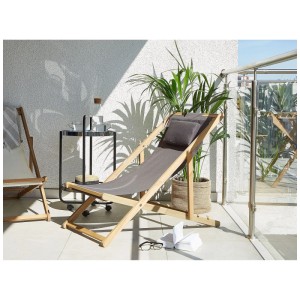 Ensemble de 2 chaises longues de jardin Beliani Avellino en acacia, marron/gris foncé, avec repose-tête.