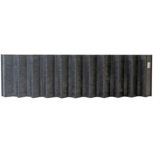 Bordure de pelouse et de parterre en plastique, 24x83cm, flexible et stable pour un jardin soigné.