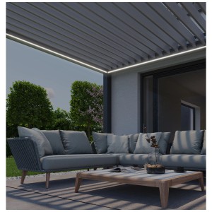 Illuminazione LED Biohort su pergola (4x3 m) con centralina. Copertura atmosferica del patio con luce.