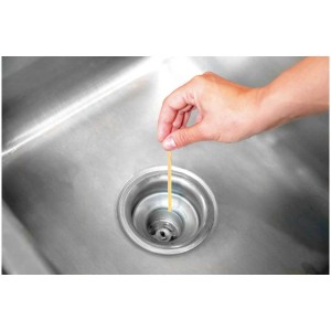 Applicazione: Sani Sticks Lemon detergente per scarichi viene inserito nello scarico.