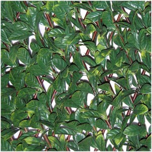 Gros plan sur la haie artificielle 3D Osmanthus, idéale comme brise-vue de balcon avec des feuilles vertes.