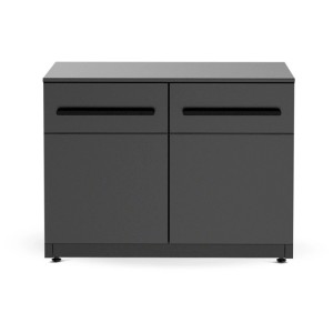 Cozze Aussenküchen-Modul Elements niedrig mit zwei Türen und Tischplatte in Schwarz.
