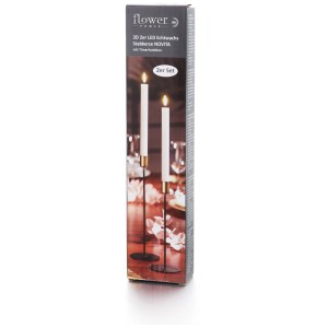 Verpackung der LED-Stabkerze Novita, 2er-Set, weiß, mit warmweißem Licht und Timerfunktion.