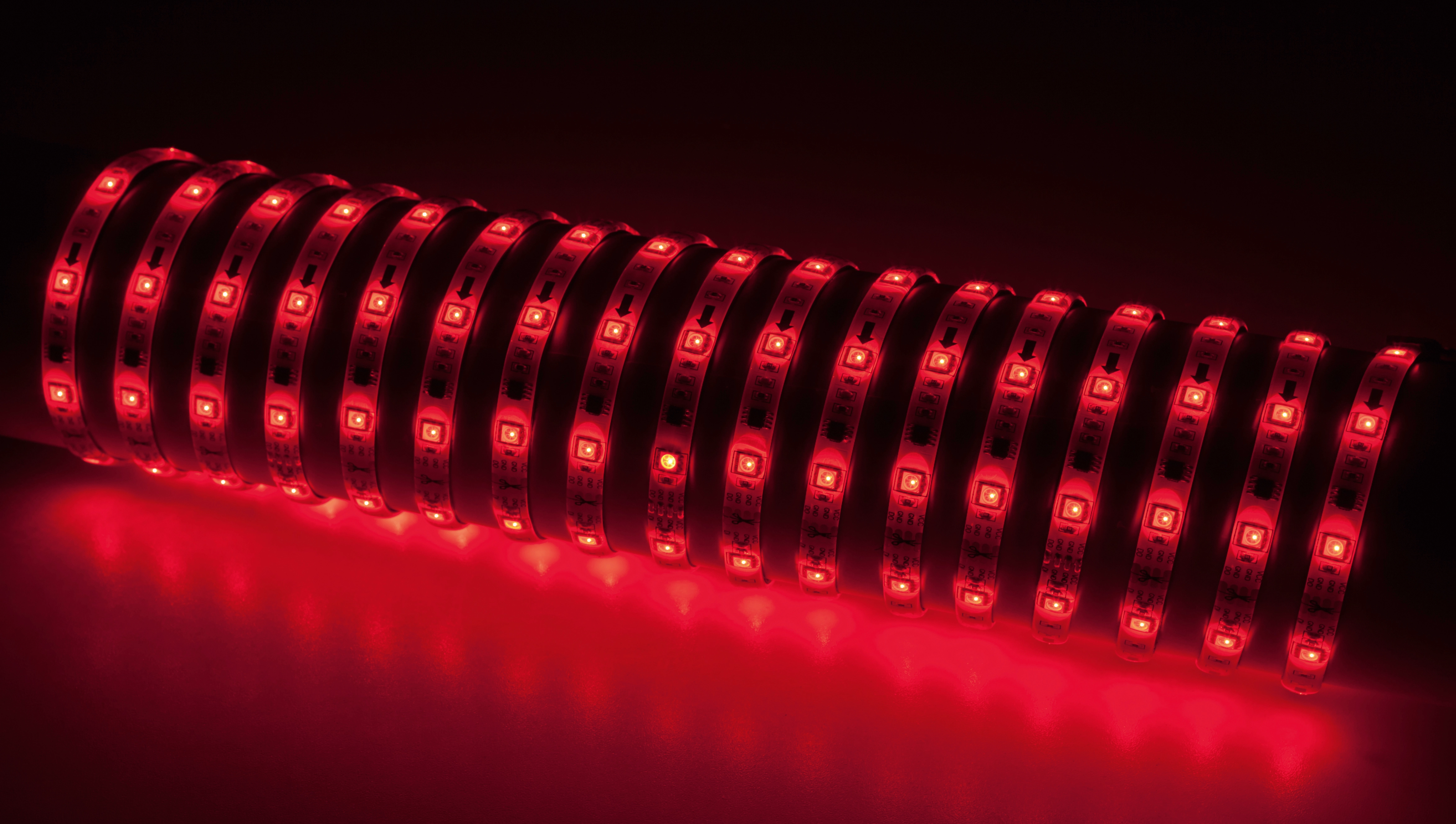 Brilo LED-Flexband RGB Weiss 5 m / 22 W inkl. Fernbedienung