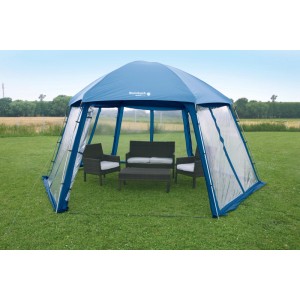Abri de piscine Steinbach bleu avec mobilier de jardin sur une pelouse verte.