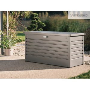 Coffre Biohort FreizeitBox 200 gris quartz métallisé avec rainures et serrure sur terrasse. Rangement jardin.