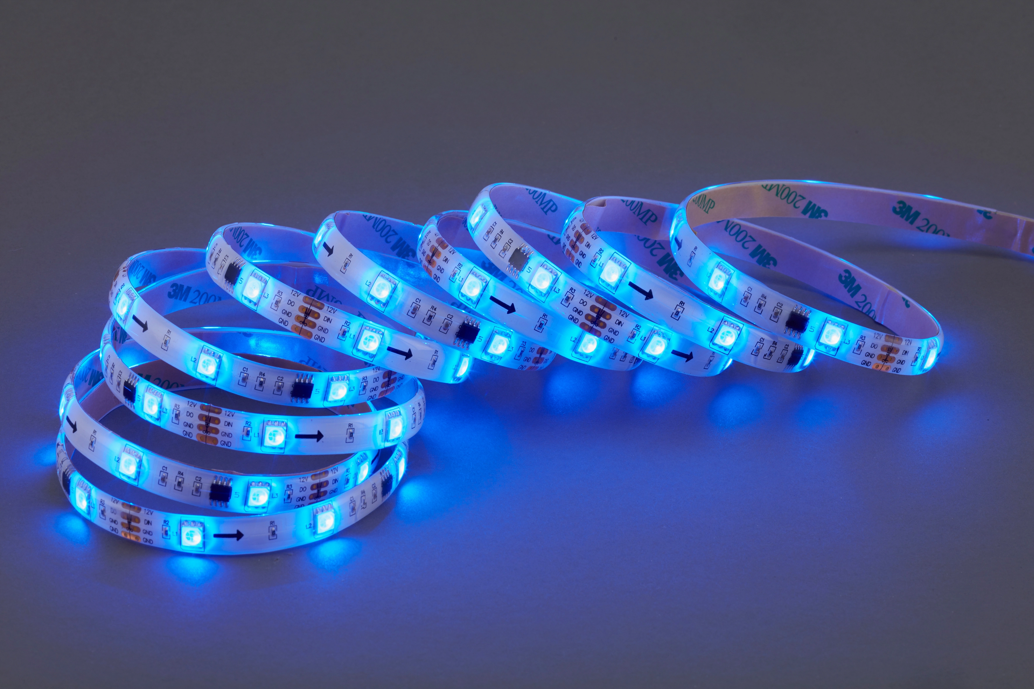 LED-Strip RGB selbstklebend Weiss 5 m / 22 W / 1'200 lm
