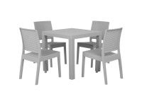 Beliani Gartenmöbel Set mit 4 Stühlen Fossano Rattanoptik Hellgrau