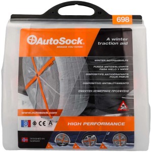 AutoSock aide à la traction hivernale groupe 698 dans un sac de transport transparent.