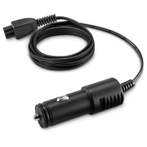 Chargeur de voiture Kärcher avec adaptateur allume-cigare.