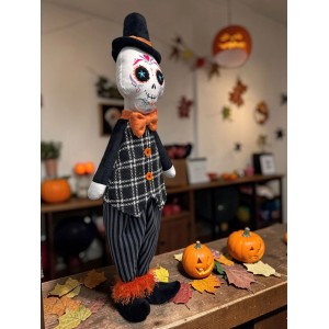 Figura decorativa di Halloween fantasma, 75 cm, bianco e nero, con cilindro e frac a quadri.