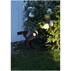 Lot de 2 projecteurs solaires Star Trading Powerspot dans le jardin, éclairage de chemin solaire.
