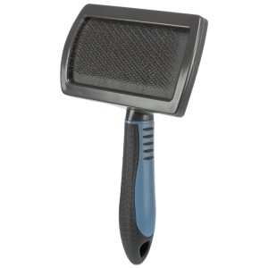 Brosse douce en plastique Trixie, 12x20 cm, pour le soin du pelage des chiens.