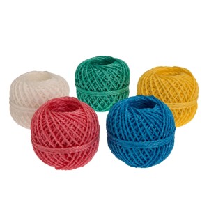 Ficelle torsadée en polypropylène Conacord en couleurs assorties.