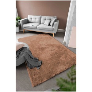 Morbido tappeto a pelo alto color tortora (60x110 cm) in poliestere. Tappeto moderno per soggiorno e camere da letto.