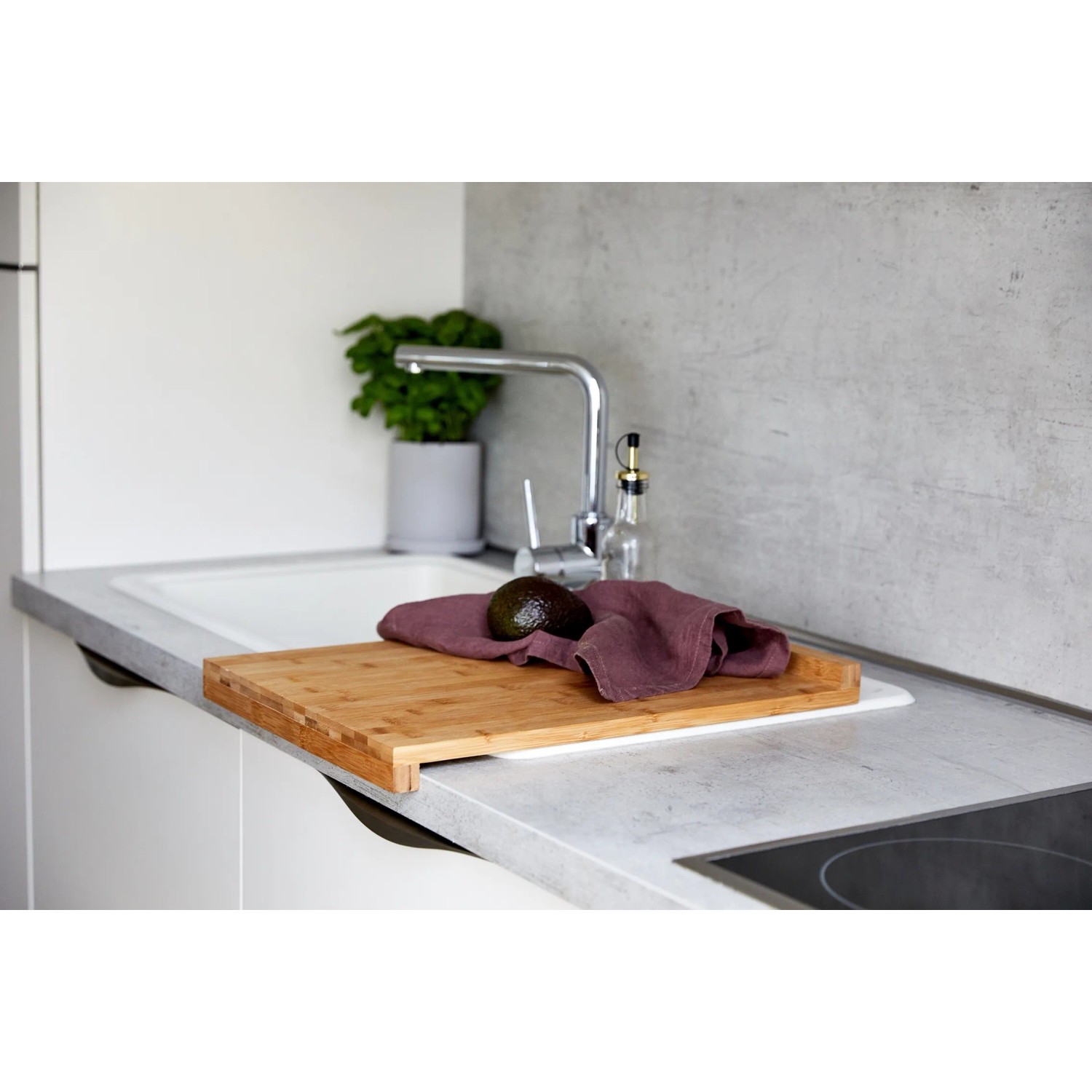 Wenko Schneidebrett mit Anlegekante Bambus Braun 45 x 35 cm