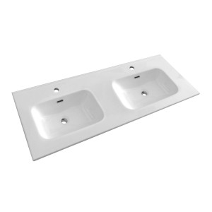 Double vasque en céramique blanche, 175x121x47 cm, avec deux cuves et trous pour robinets.