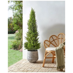 Beliani Plante artificielle Cedar Tree, hauteur 153 cm, en pot. Cèdre décoratif vert pour intérieur et extérieur.