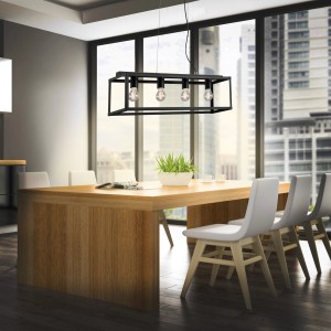 Suspension noire Briloner avec 4 ampoules au design vintage au-dessus d'une table à manger.