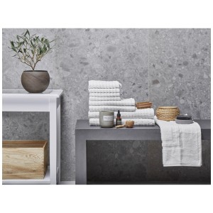 Ensemble de serviettes Beliani Atai blanc, 9 pièces, en coton. Comprend serviettes de toilette, serviettes d'invités, draps de bain et tapis de bain.