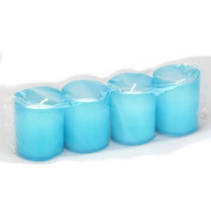 Lot de 4 bougies de fête bleu clair, Ø 5cm, hauteur 6cm, idéal pour les garden-parties.