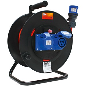 Schwarze Powerroll KU Kabelrolle mit 2 CEE16/3 Steckdosen für den Außenbereich.