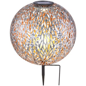 Rustikale Globo LED Solarleuchte Kugel Ø 27cm mit Dekorstanzungen für den Garten.