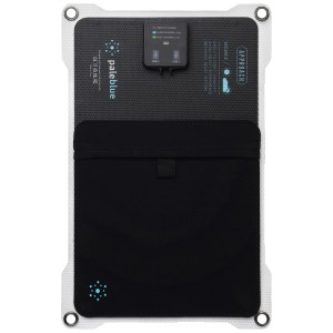 Pannello solare Pale Blue Approach 7W con porte USB e custodia.