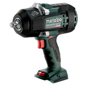 Dunkelgrüner Metabo Akku-Schlagschrauber SSW 18 LTX 1450 BL mit 1/2 Zoll Aussenvierkant. Leistungsstarkes 18V Werkzeug.