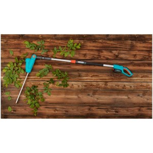 Taille-haie télescopique sans fil Gardena THS 42/18V, extensible pour les haies hautes, avec kit batterie.