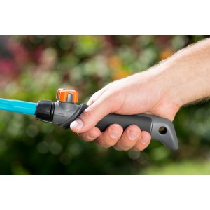 Impugnatura Gardena Combisystem per piccoli attrezzi in mano, ergonomica con occhiello.