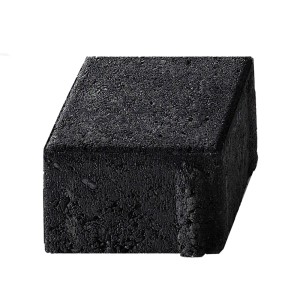 Pavé carré en béton anthracite, 10x10x6 cm, pour allées et entrées de garage.