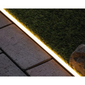 Profilo LED Paulmann Plug & Shine, 1m, per illuminazione vialetti in giardino.