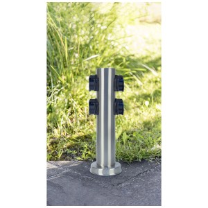 Colonnina energia GardenLine Inox con 4 prese per esterni.